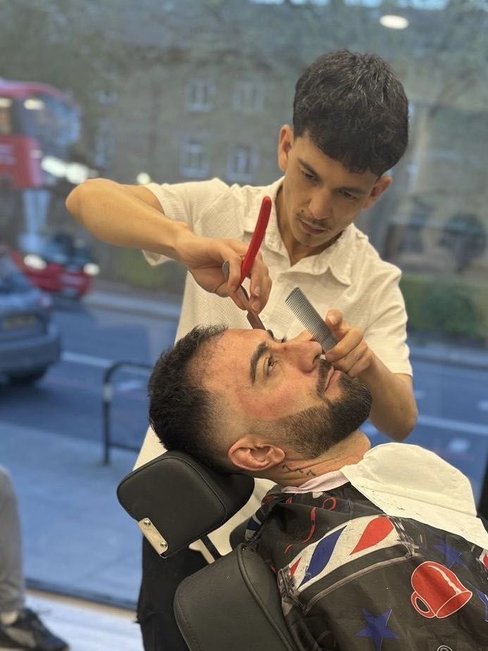 Kingsland Barbers interior